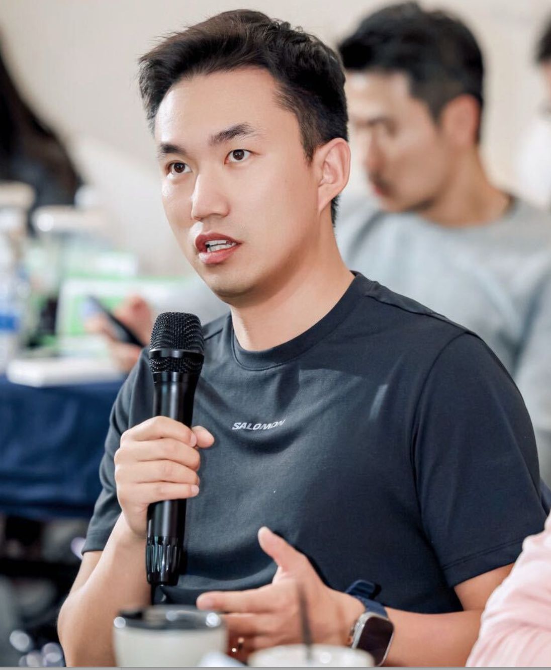 YOLO留学创始人曹斐老师在活动现场分享